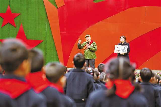 日本自卫队高官集体参拜靖国神社，军国主义恐死灰复燃……